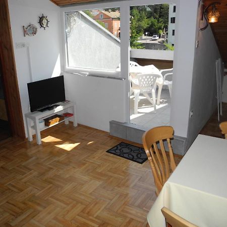 Biro App 4+1 Pax Lägenhet Crikvenica Exteriör bild